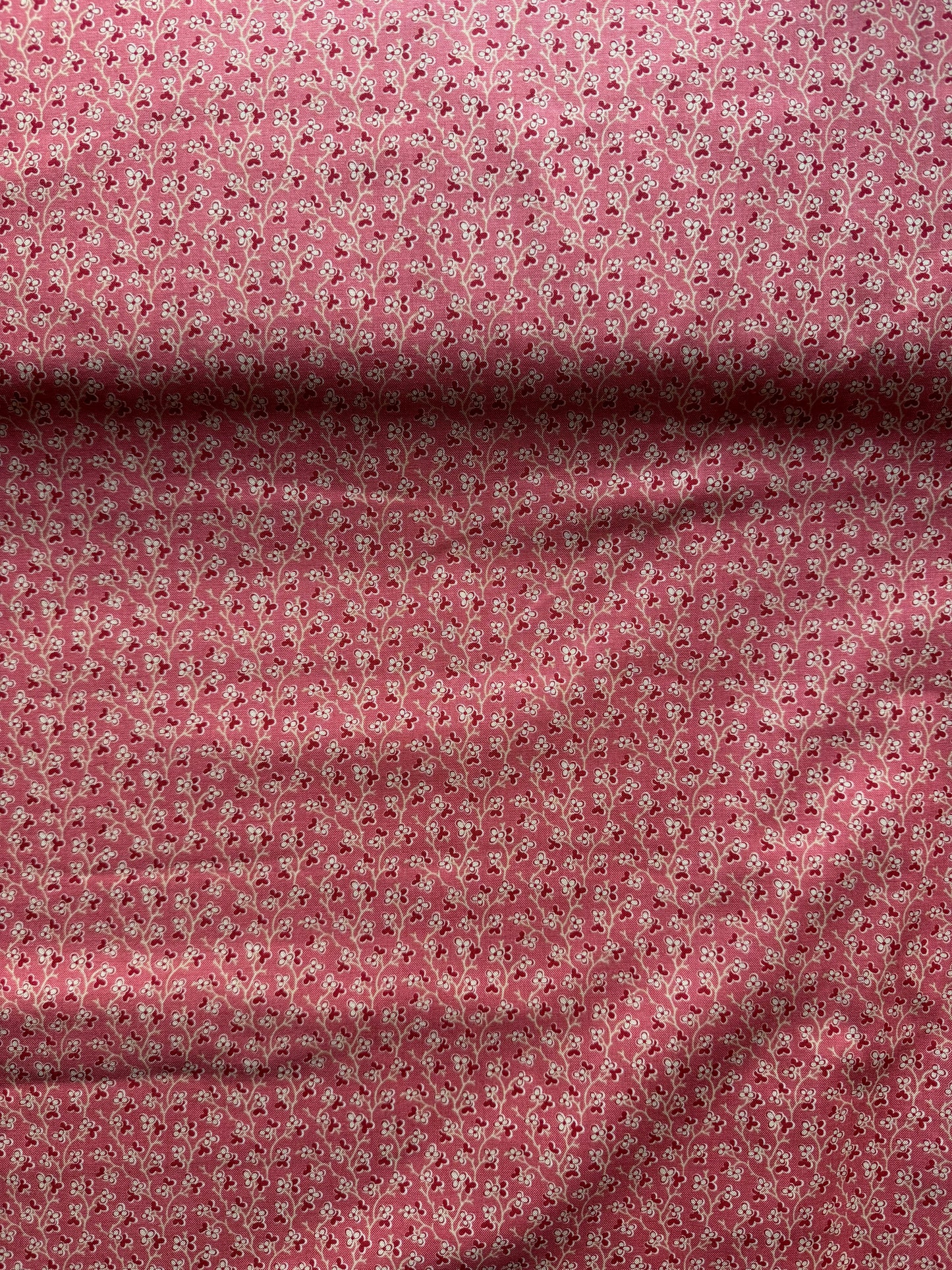 Tiny Sprigs Faded Red - Rouenneries Trois