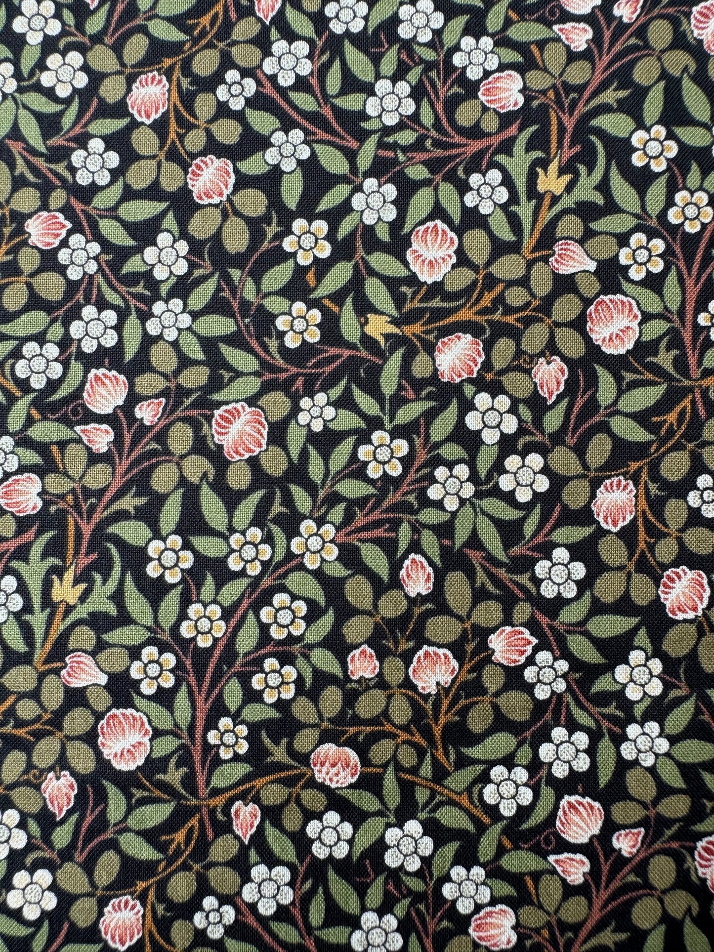 Small Floral Ebony - Morris Muse