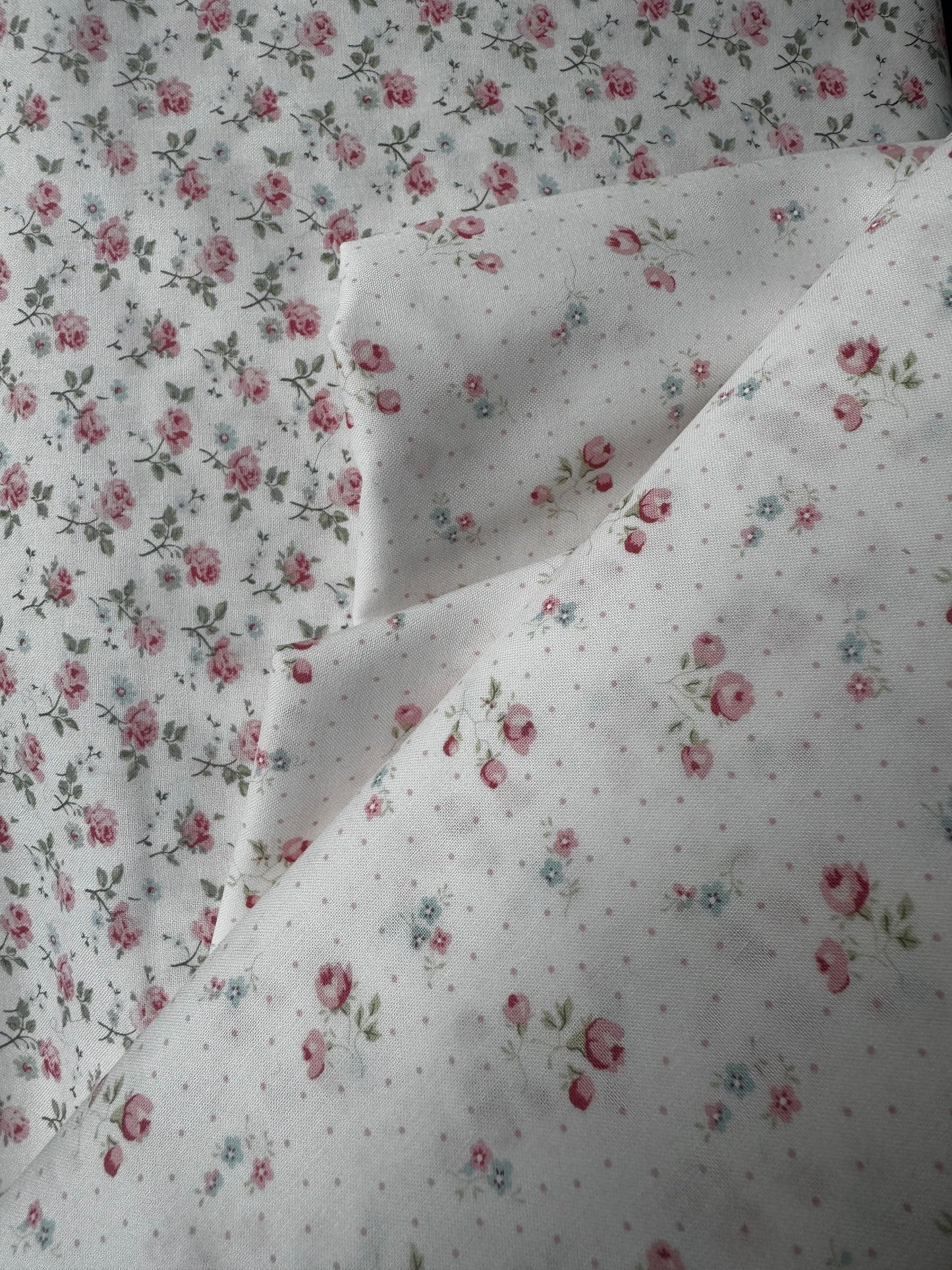 Small Roses and Forget me Nots Linen White - Abide by Brenda Riddle for Moda