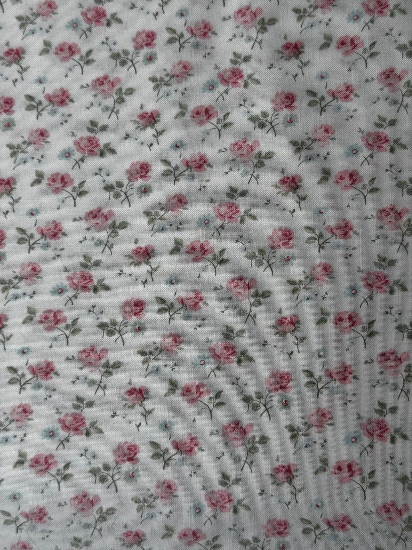 Large Roses and Forget me Nots Linen White - Abide by Brenda Riddle for Moda