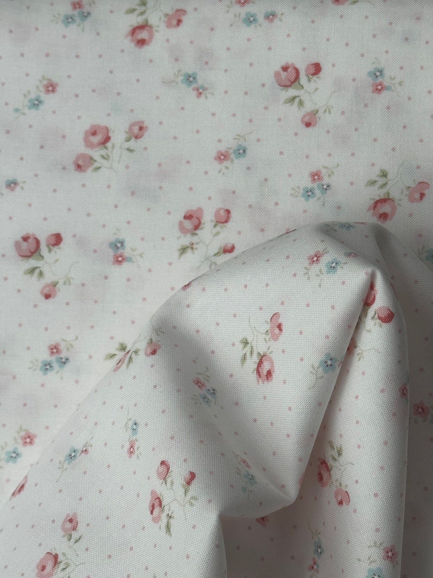 Small Roses and Forget me Nots Linen White - Abide by Brenda Riddle for Moda