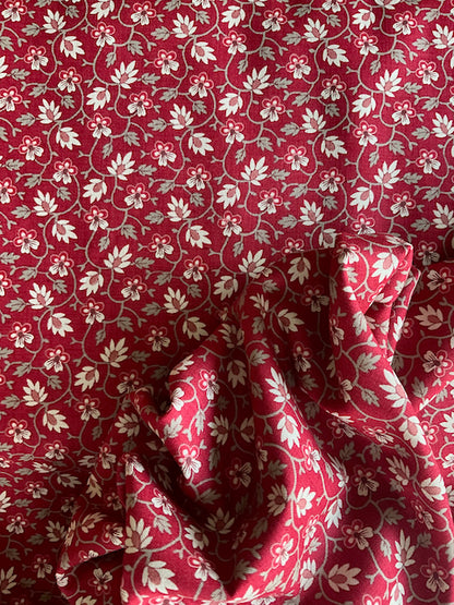 Rouge Floral - Chateau de Chantilly