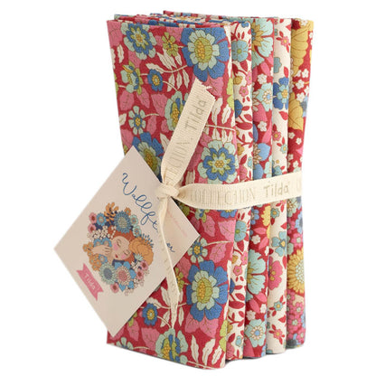 Wallflower Fat Quarter Bundle Burgundy/Pink - 5 fabrics, 20 x 22in