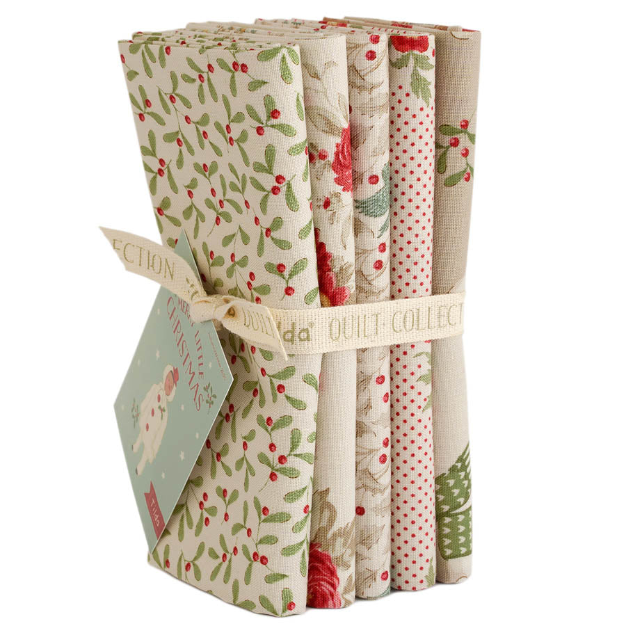 Merry Little Christmas Fat Quarter Bundle - 5 fabrics in Cream, 20 x 22in