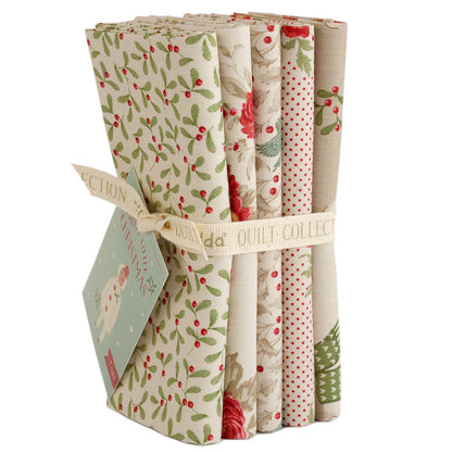 Merry Little Christmas Fat Quarter Bundle - 5 fabrics in Cream, 20 x 22in