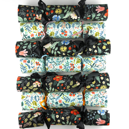 The Wonder Cracker Sewing Pattern - stitch your own Christmas Crackers that are pullable, reusable and have a snap!